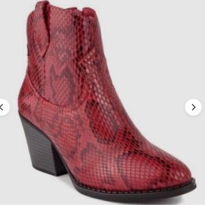NWT SUGAR Crimson Red Snake Print Western Cowboy Bootie Zip Tula Sz 6